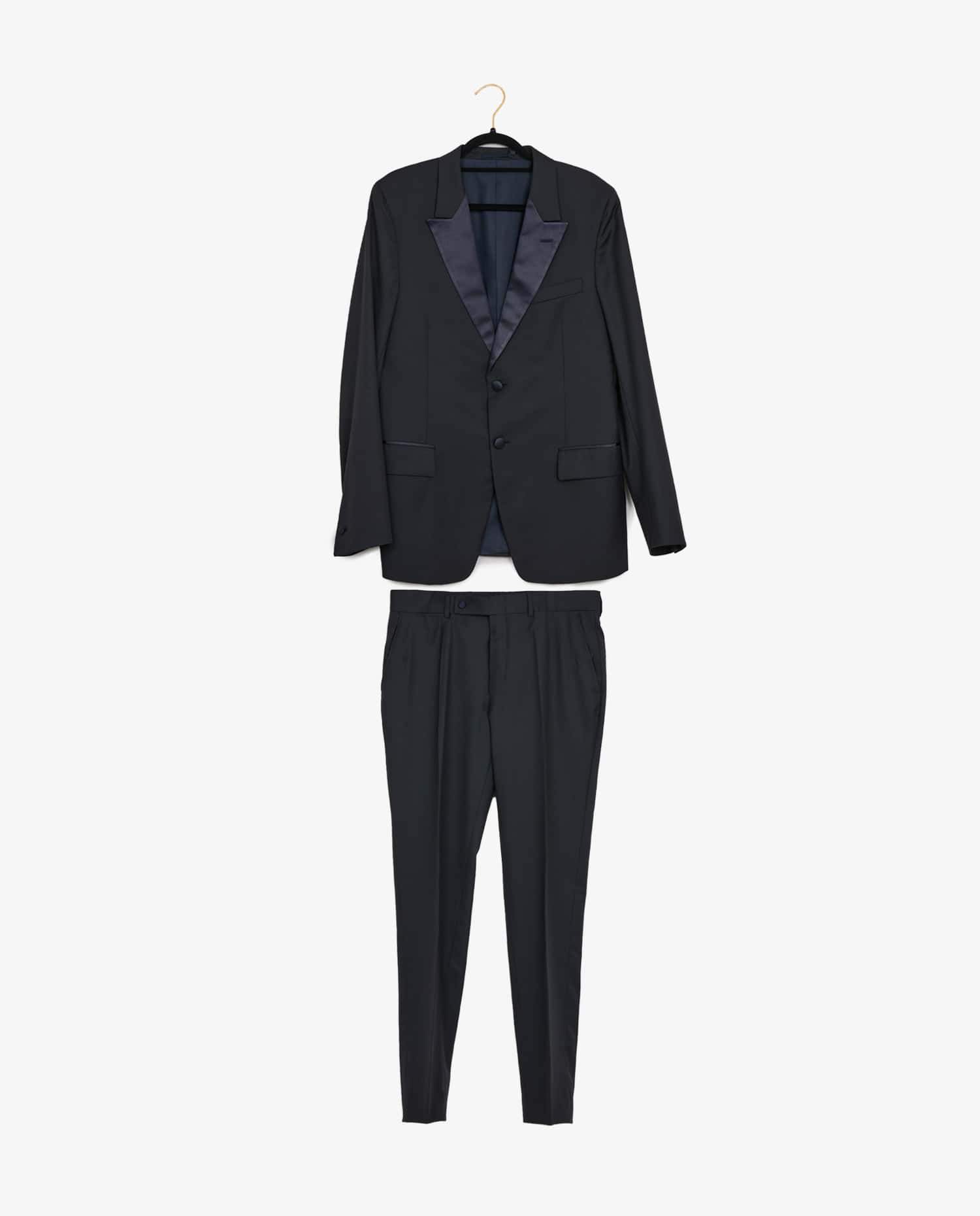 Yves Saint Laurent — Smoking bleu marine Yves Saint Laurent