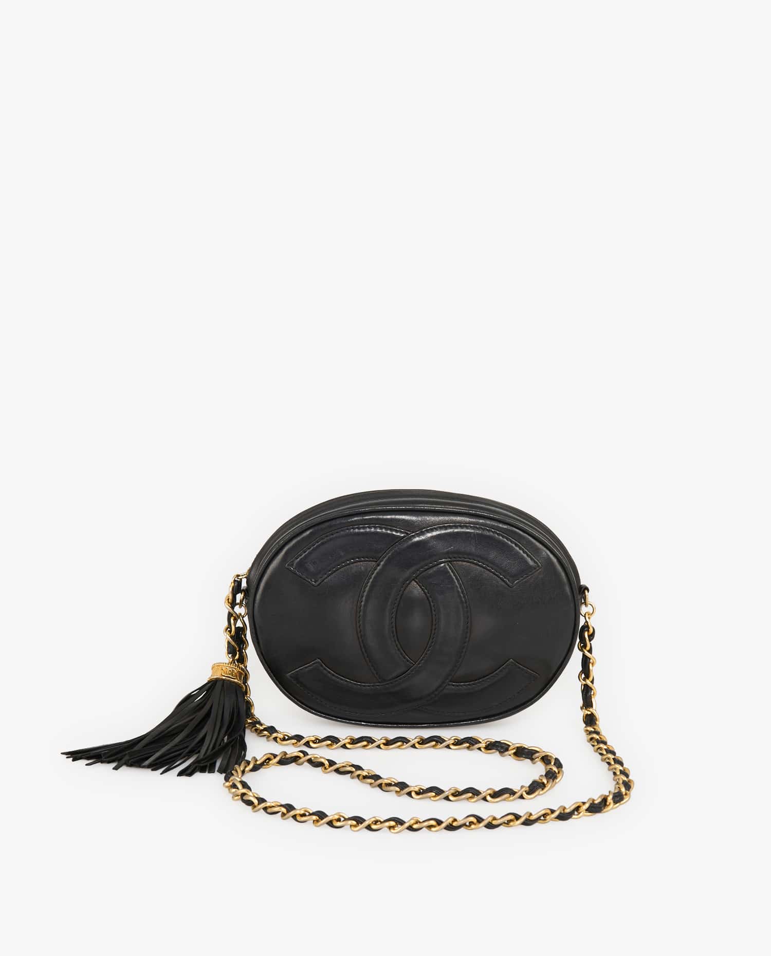 Chanel — Mini sac camera Chanel cuir agneau noir vintage