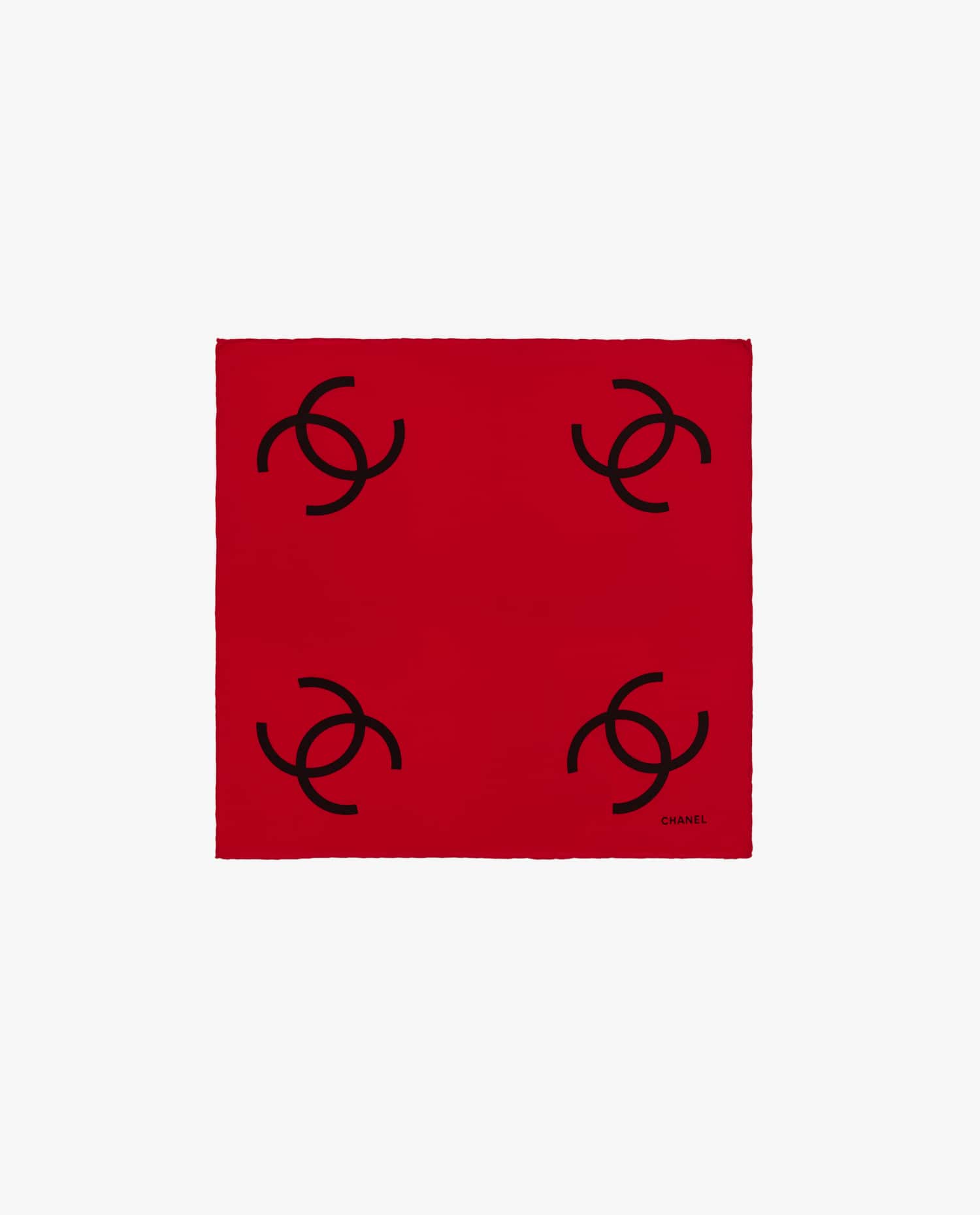 Chanel — Petit carré vintage Chanel en soie rouge et noir