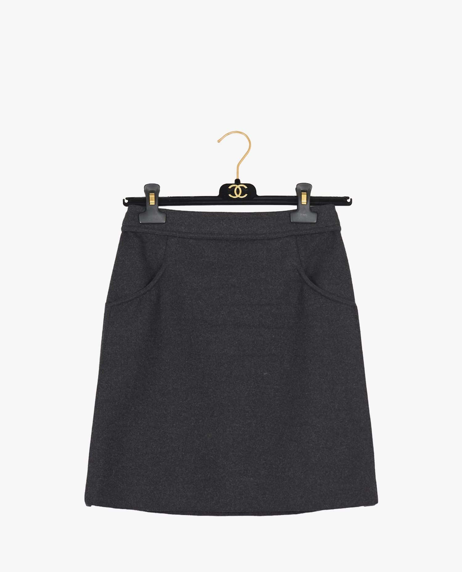 Chanel — Jupe droite Chanel grise